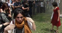 Reuters’tan ‘Kırmızı giysili kadının’ devamı