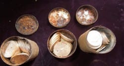 Köpeklerini gezdirirken tarihi keşif!