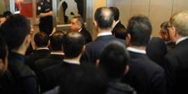 Dev derbi de salon karıştı!