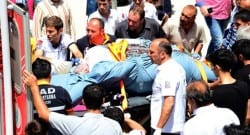 KOAH hastası vinçle evden çıkarıldı!