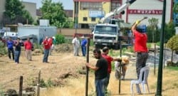 Devlet Tiyatrosuna inşaat işçileri silahla saldırdı!