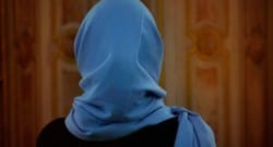 Tutanakla öğrencinin başını açtırtan salon görevlisi ceza aldı!