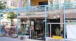 Diyarbakır’da Ramazan ayında açık olan kafeye saldırdılar!