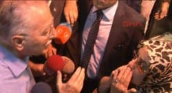 İhsanoğlu’ndan protesto saygısı!