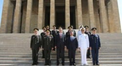 İlk defa hatıra fotoğrafı çekildi!