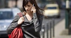 Cep telefonu görüşmelerini bu geceden itibaren zamlı olacak!