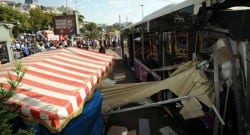 İstanbul’da İETT otobüsü yayaların arasına daldı!