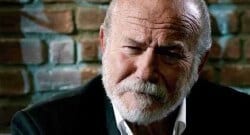 Ünlü oyuncu tedavi gördüğü hastanede yoğun bakıma kaldırıldı!