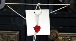 DBP’li İl Başkanı okulun mührünü söküp okulu açtı!