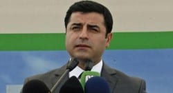Demirtaş, ‘Hükümet sınırsız yetki istiyor’