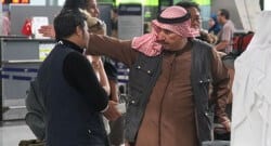 İthal dilenciler turistleri bezdirdi