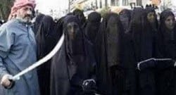 IŞİD 1500 kadını pazarda satıyor!