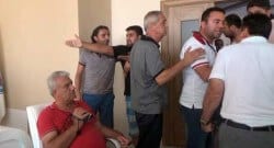 Rıza Çalımbay’ın basın toplantısında taraftarlarla tartışma çıktı!