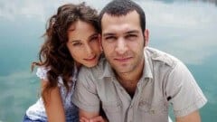 Bir taraftan vefa diğer taraftan öfke!