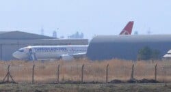 Erzurum-İstanbul seferini yapacak uçak hangara çarptı!