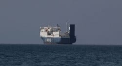 15 aydır İskenderun Limanı’na demir atmış bekliyor!