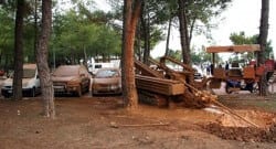 Elektrik tesisatı döşerken doğalgaz borusu patladı!