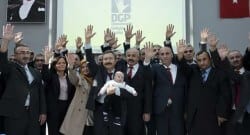 Dün kuruldu, bu gün ilk istifa geldi!