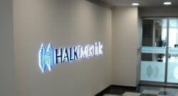 Yabancı yatırımcılar 2 Türk sigorta şirketine talip!