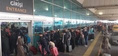 Atatürk Havalimanı’nda seçim yoğunluğu yaşanıyor