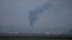 Esed rejiminin İdlib’e hava saldırılarında 3 sivil öldü